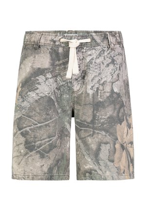 Graue und beige Camouflage-Shorts mit Blattmustern, Gürtelschlaufen und einem weißen Kordelzug, der vorne am Bund gebunden ist.