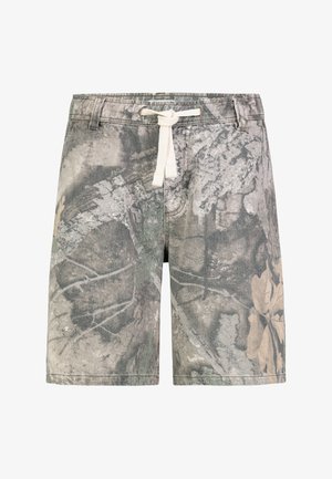 Graue und beige Camouflage-Shorts mit Blattmustern, Gürtelschlaufen und einem weißen Kordelzug, der vorne am Bund gebunden ist.