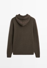 Bruine katoenen hoodie met een zachte textuur, lange mouwen en geribbelde zoom. Heeft een casual ontwerp en naadloze schouders.