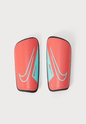 MERCURIAL HARDSHELL UNISEX - Shin pads - ember glow/black/aurora green