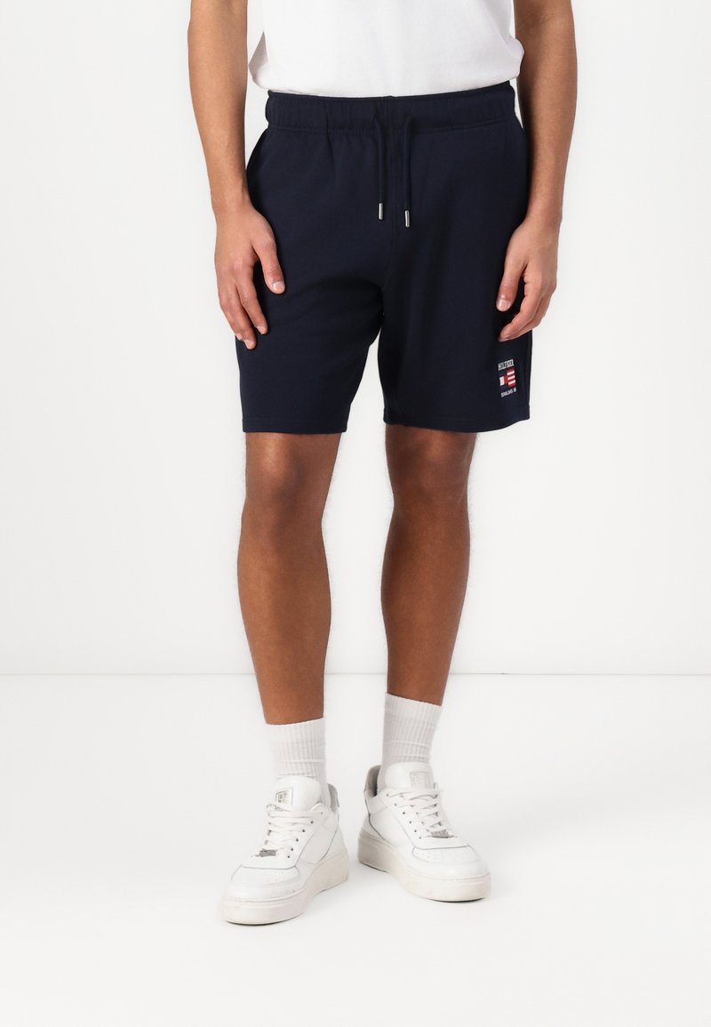 Tommy Hilfiger - AMERICANA - Shorts - desert sky, Ingrandire