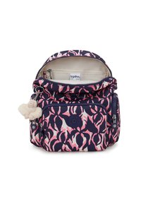 Zaino Kipling in blu navy con stampa astratta rosa, dotato di scomparto principale con zip, tasca frontale e un portachiavi in peluche.