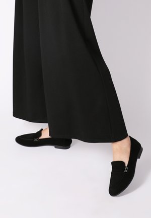 Loafers - black