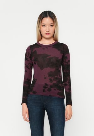 Long sleeved top - maroon forest camo