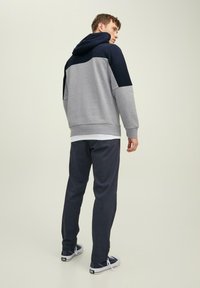 Jack & Jones EDAN BLOCKING - Hættetrøje - grau