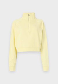 Unselected, light yellow