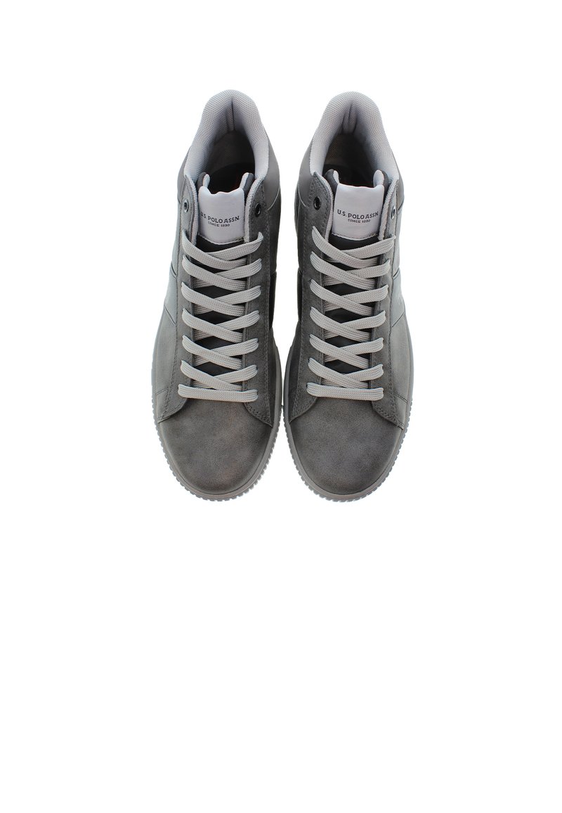 Grå högskurna sneakers i mocka med en slät yta, som har grå snörning, en texturerad gummisula och logotypdetaljer på tungan.
