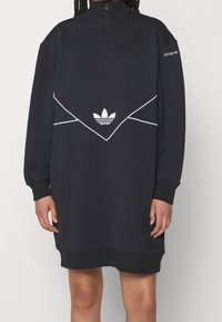 adidas Originals Vardagsklänning - black