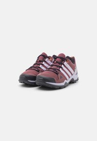 adidas Performance AX2R HIKING SHOES - Fjellsko - quiet crimson/silver dawn/amber tint