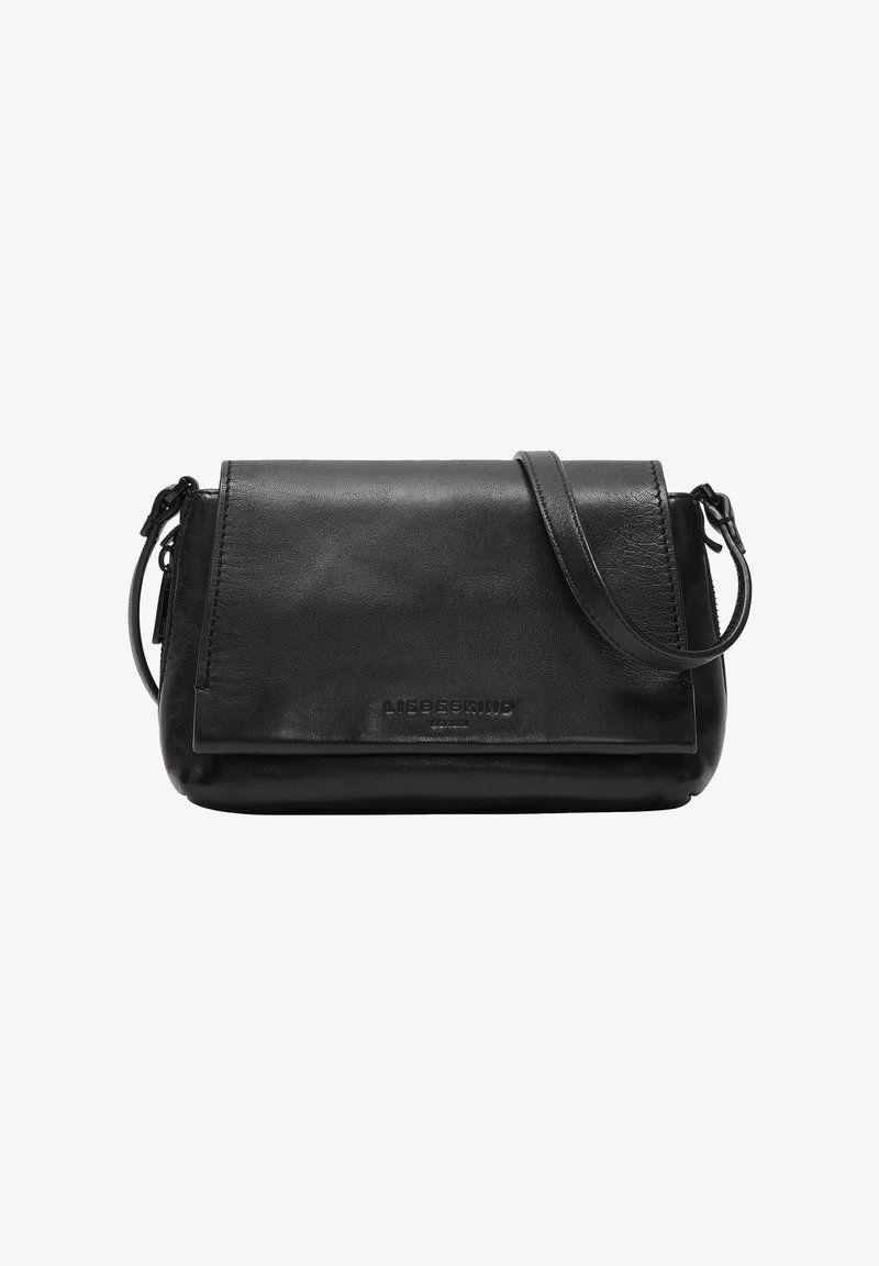 Borsa a tracolla in pelle nera con design a pattina, tracolla regolabile e logo sottile sulla parte anteriore. Texture liscia, forma compatta.
