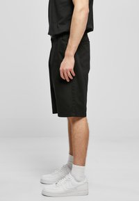 Urban Classics BIG  - Šorti - black
