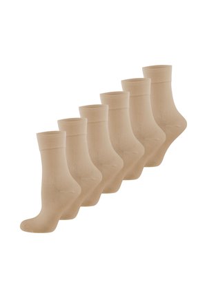 Six beige ankle socks displayed in a diagonal row on a white background.