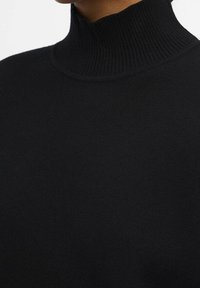 Object Trui - black