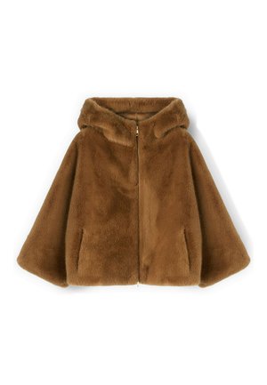 Bruine nepbontjas met capuchon, rits aan de voorkant en twee zijzakken. Kenmerkt zich door een pluizige textuur en een ontspannen, oversized pasvorm.