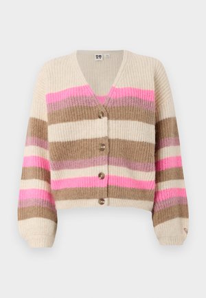 Gilet rayé avec un col en V, featuring des couleurs rose, beige et marron, texture côtelée, et quatre boutons à l'avant.