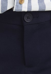 Jack & Jones Junior JJIMARCO JJPHIL - Tygbyxor - dark navy