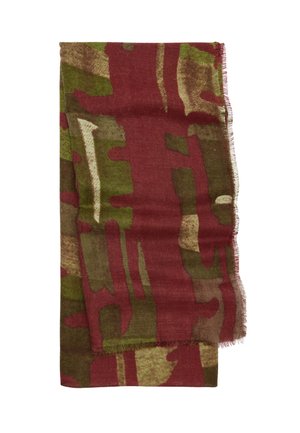 Złożony szalik z abstrakcyjnym wzorem w odcieniach czerwieni, zieleni, brązu i beżu, z lekko postrzępionymi krawędziami.