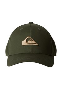 Grønn baseballcap med buet skjerm, med et brodert beige bølgemotiv på forsiden. Laget av mykt, teksturert stoff.