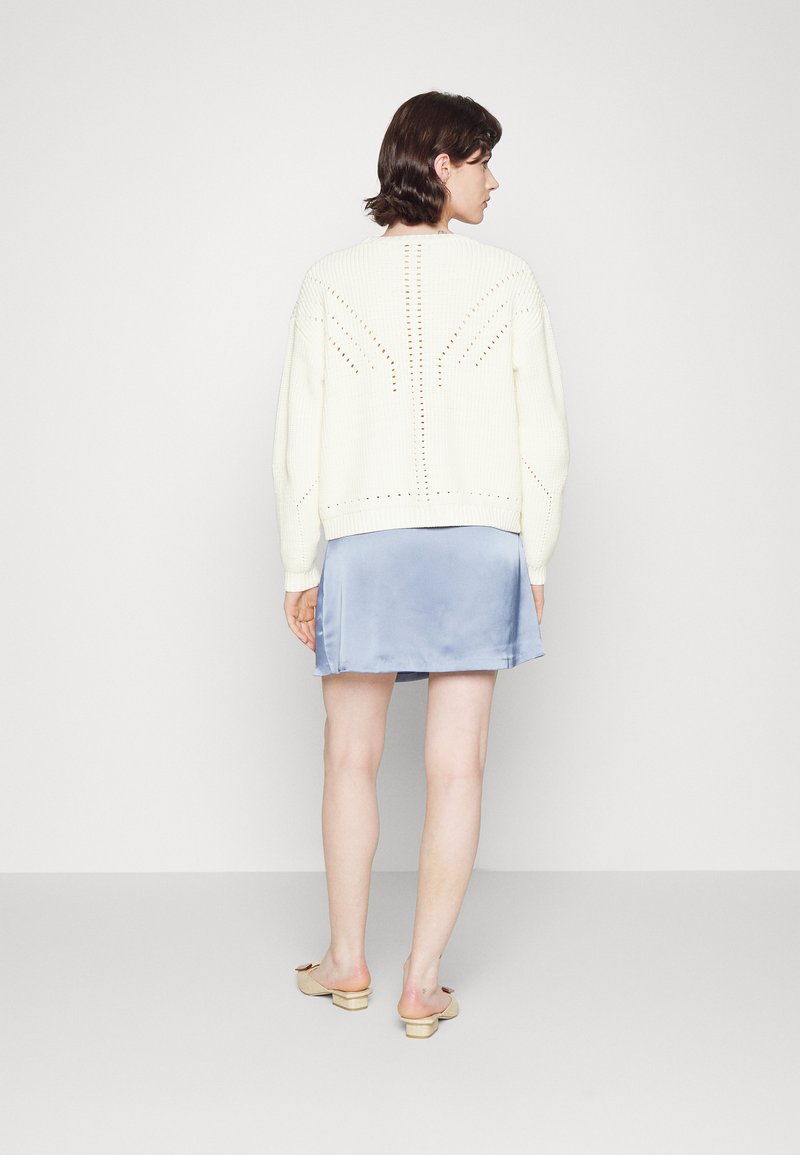 Damen Strickjacken | Bruuns Bazaar MAWAR CORINA Strickpullover snow white/weiß - OW59028 Damen Strickjacken | Bruuns Bazaar MAWAR CORINA Strickpullover snow white/weiß - OW59028