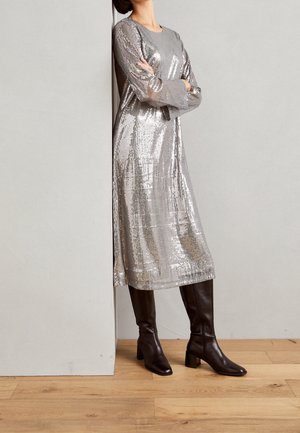 Sukienka koktajlowa