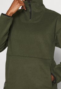 Icepeak Suéter de forro polar - olive