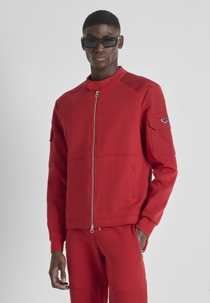 KOREAN COLLAR AND TWO METAL LAYERS PLATE ON SLEEVE - Lichte jas - dark red