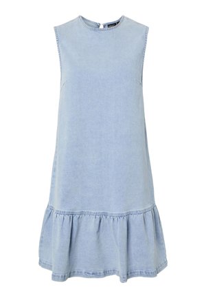 Világoskék farmer ujjatlan ruha lekerekített nyakkivágással és fodros, bővülő heméllyel. Oldalsó zsebekkel és gombos záródással a hátsó részen.