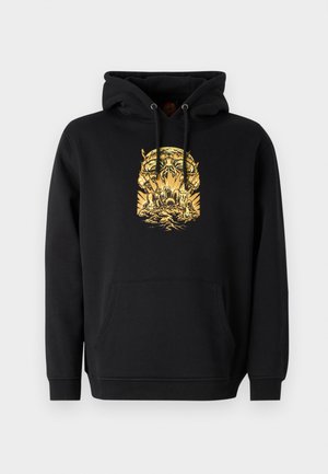 Schwarzer Kapuzenpullover mit einem goldenen Grafikdesign eines Schädels, umgeben von Elementen wie Bergen und Wolken, mit einer Fronttasche und Kordelzug. 