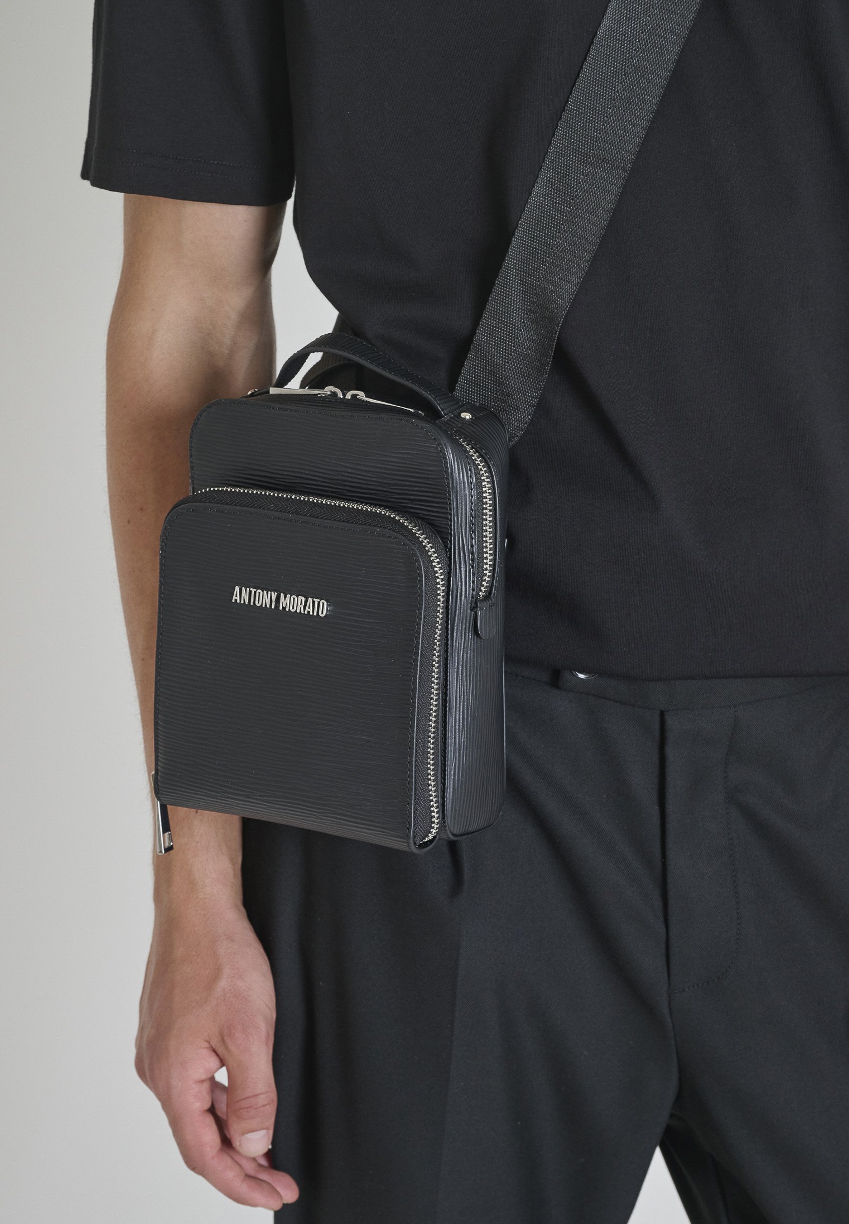 Antony Morato REPORTER ZIP POCKET LOGO RIVET Bandolera black