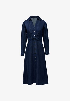 Mørk denim skjortekjole med lange ærmer, knaplukning fortil, knyttede talje detaljer og en søm under knæet.