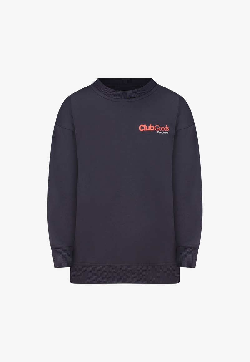 Marineblauwe sweatshirt met lange mouwen, geribbelde manchetten en zoom, met rode tekst "Club Goods Cars Jeans" op de linkerborst.