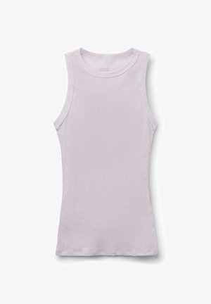 Bezrekawnik prążkowany w jasnym lawendowym kolorze, z okrągłym dekoltem i dopasowanym krojem.