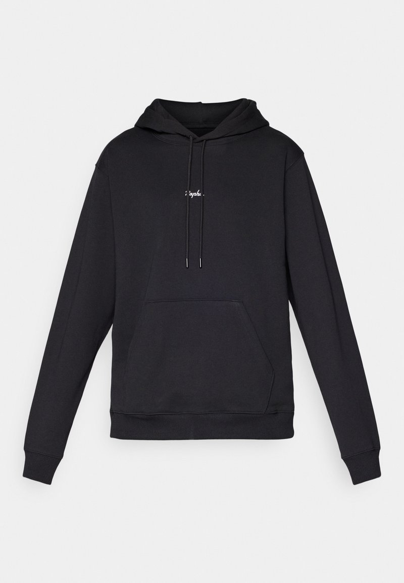 Sort hættetrøje lavet af blødt stof, med en kengurulomme, justerbare snore og et lille hvidt grafik på brystet.