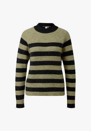 Suéter de punto a rayas verde oliva y negro con textura acanalada, con cuello redondo y mangas largas.