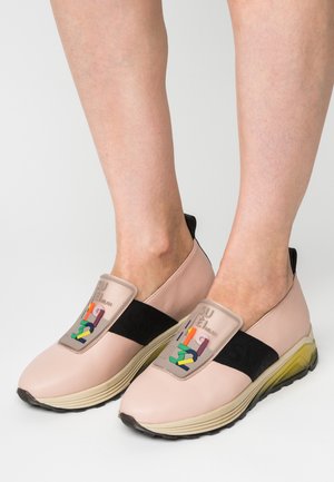 LOAFERS SPORT - Slip-ons - pink