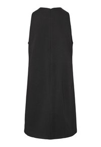 Juoda be rankovių suknelė su apvaliu iškirpimu, turinti centrinius nugaros užtrauktukus ir lygų, tekstūruotą audinį. Tiesi, iki kelių siekianti kirpimo forma.