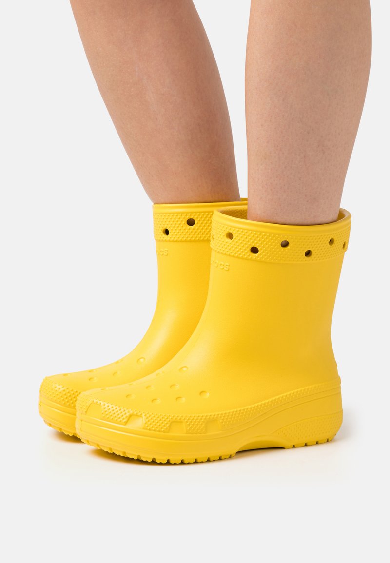 Crocs - CLASSIC BOOT - Wellies - sunflower, Enlarge