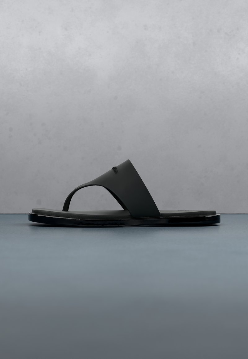 Calvin Klein - Chanclas de dedo (negro)