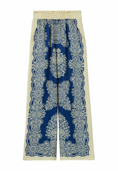 Pantaloni larghi blu e crema con un motivo floreale e paisley, caratterizzati da una vita elastica arricciata e accenti a pois.