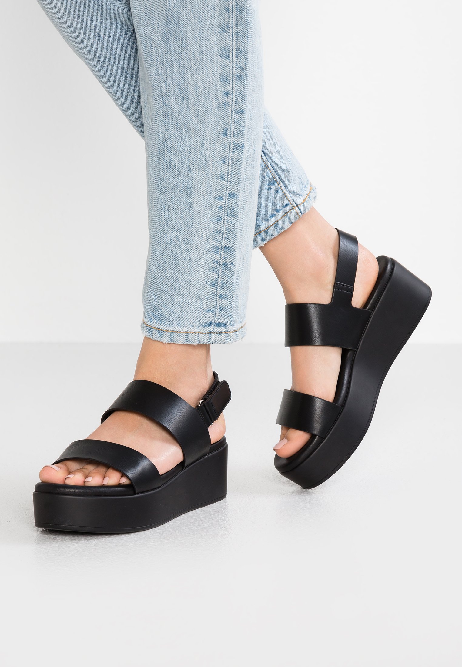 aldo platform sandals