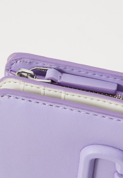 MARC JACOBS THE MINI COMPACT WALLET - Maks - lilac