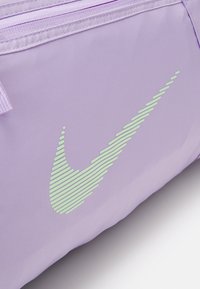 Thumbnail Image 5