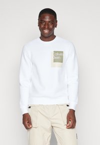 Calvin Klein OVERLAY BOX LOGO - Sweatshirt - bright white