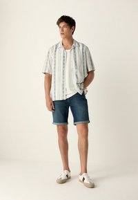 Next SHORT SLEEVE TEXTURED STRIPE - Krekls - blue white