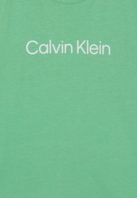 Calvin Klein Jeans INSTITUTIONAL UNISEX 2 PACK - Marškinėliai su spaudiniu - classic beige/neptune waves