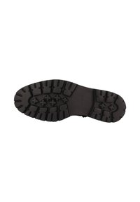 Suela de goma negra con textura robusta y surcos profundos. Presenta un diseño contorneado para mayor agarre, con patrones cruzados en varias secciones.