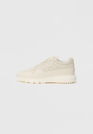 INTERACTIVE 3 - Baskets basses - off white