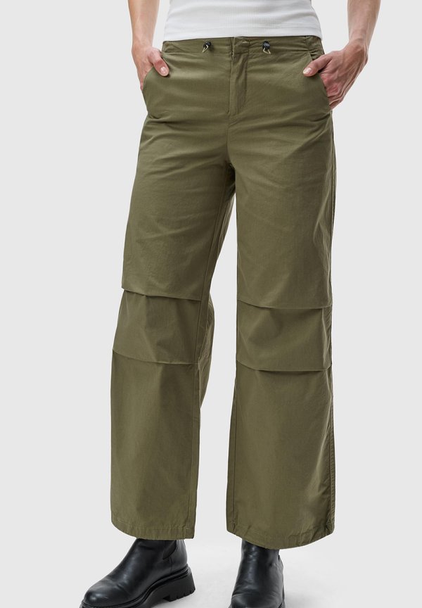 STOFF PARAGATA - Stoffhose - olive