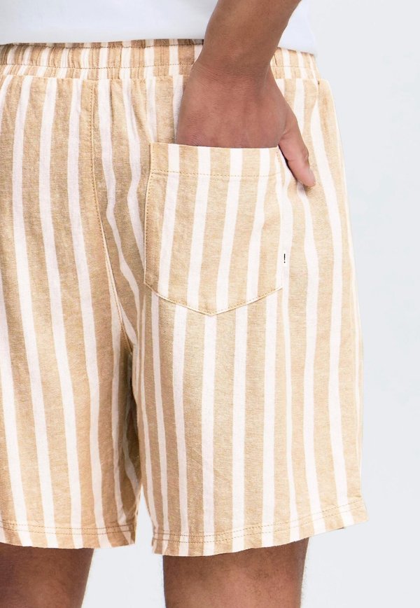 SDFRIED - Shorts - curds whey4