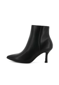 Stivaletto nero realizzato in materiale sintetico liscio, con punta affusolata, design elegante e tacco alto sottile.